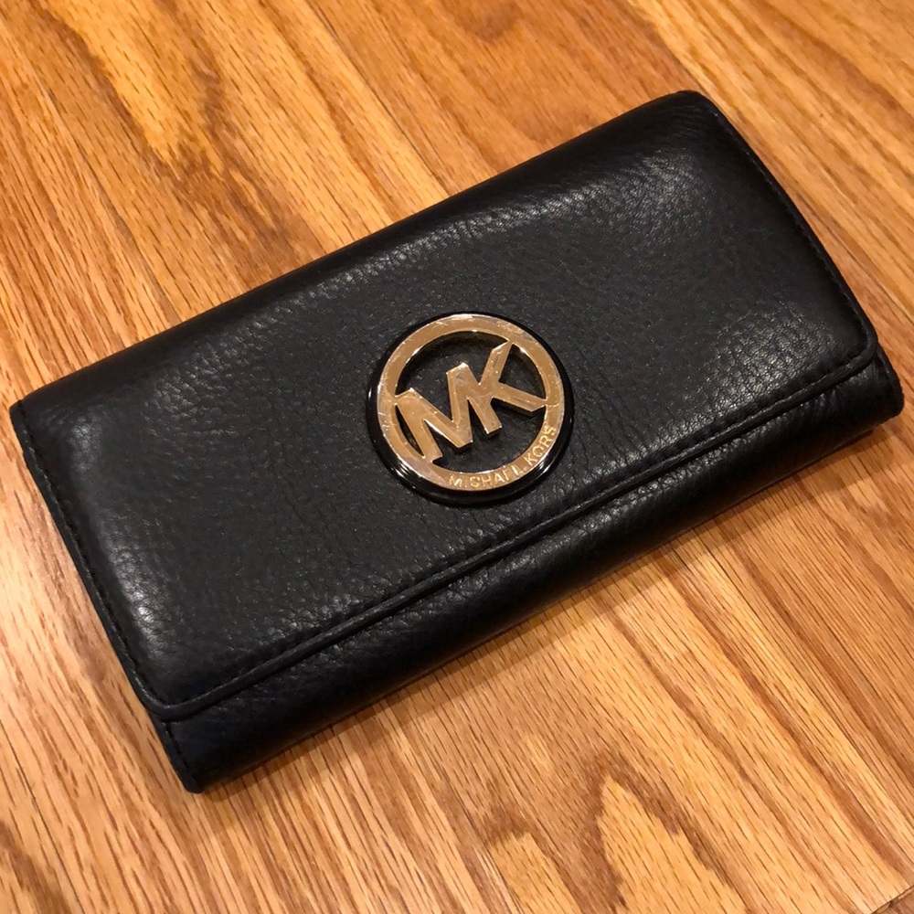 Michael Kors black wallet